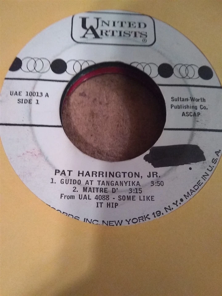 Pat Harrington Jr., Guido At Tanganyika ~ 1961 United Artists promo 45 EP Foto 1 de 1