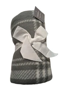 Fleece Throw Gray Plaid Essential Home 100% Polyester 50" X 60" NEW - Picture 1 of 3