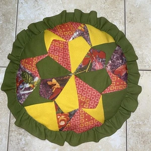 Round Throw Pillow With Ruffle Vintage Handmade Quilted 20” Preowned - Picture 1 of 2