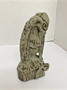 Pelican Gargoyle Figurine Notre Dame Cathedral Decor - Heavy - Picture 1 of 5