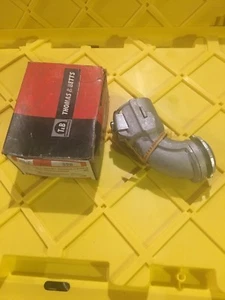Thomas & Betts T&B 328 1-1/2" 90* Tite-Bite Flexibler Rohrverbinder, Neu - Bild 1 von 6