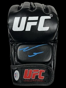 Nate Diaz Signed Autographed UFC Glove PSA/DNA Authenticated - Picture 1 of 1