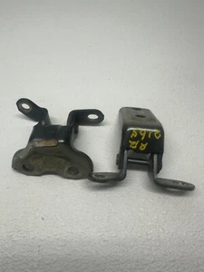 2012 2014 TOYOTA CAMRY REAR RIGHT UPPER AND LOWER DOOR HINGE GRAY OEM 242165 - Picture 1 of 15