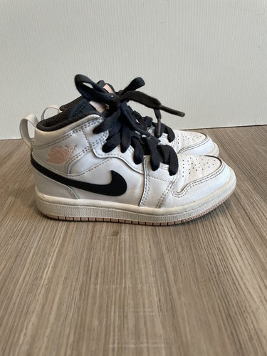 Scarpe da ginnastica Nike Air Jordan 1 medie ragazze taglia 10 5C 640734 180 bianche rosa