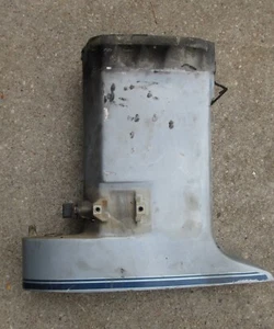 Evinrude Johnson 60hp 2cyl Mid Section Exhaust Housing OMC ENCLOSURE 327896 D2 - Picture 1 of 5