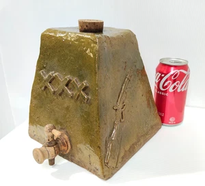Unique Vintage Australian Studio Pottery Lge Decanter Port Whisky Rum Barrel -AF - Foto 1 di 12