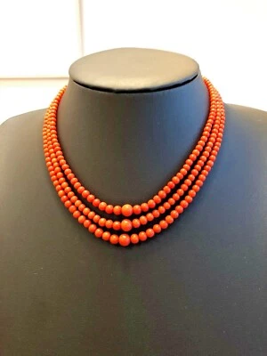 Antique Georgian/Victorian Three Strand Graduated Deep Red/Pink Coral Necklace - Image 1 of 4