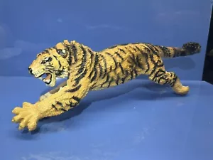 Figura Tigre Siberiano Safari LTD De Colección Modo Ataque Rugiendo Plástico Duro Pesado - Imagen 1 de 6