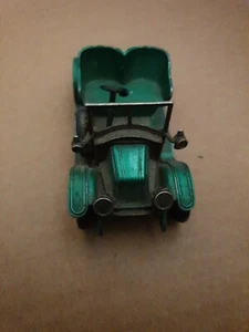 Vintage tin model of Yesteryear Car - Picture 1 of 4