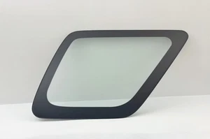 Passenger/Right Side Quarter Window Glass Clear Color For 2002-2006 Honda CR-V - Picture 1 of 5