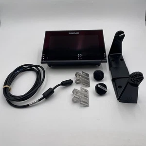 Simrad GO9 XSE 9’’ Multifunctional Display - READ - Picture 1 of 4