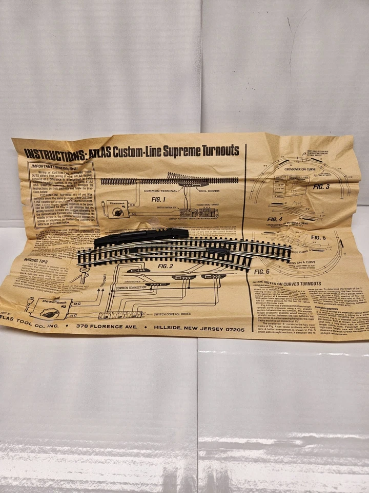 Atlas # 276 Right hand Nickel Silver Code 100 Remote Controlled curved turnout - Image 1 of 1