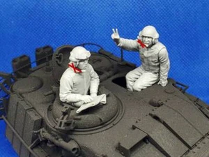 Kit Modelo Resina 1/35 2 piezas Soldados de las FDI Tanque Crew sin tanque sin auriculares Sin pintar - Imagen 1 de 3