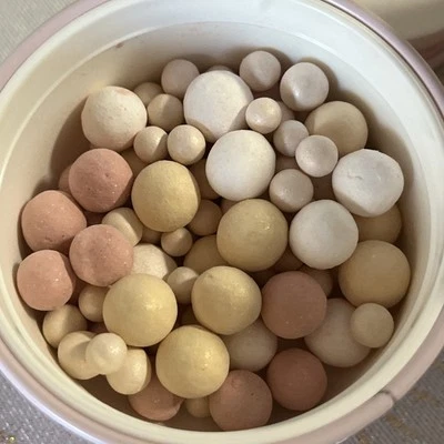 Guerlain Meteorites Birthday Candle Powder Pearls 0.8 oz - Image 1 of 4