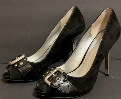 Zapatos de salón Guess By Marciano negros de gamuza/plateados punta abierta talla 8~ elegantes Foto 1 de 4