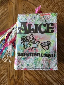 Alice In Wonderland Junk Journal - Picture 1 of 23