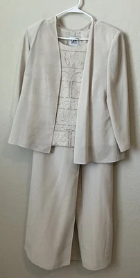 R&M Richards 16 Beaded Suit Layer Tank Top Embroidered Beige Grandma Wedding - Image 1 of 4