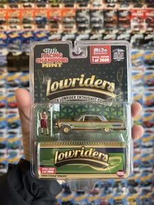 CHASE 1964 CHEVY IMPALA LOWRIDER GREEN W/ FIGURE RACING CHAMPIONS MIJO EXCLUSIVE - Picture 1 of 3