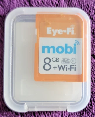 Eye-Fi Mobi 8GB SD Card + WiFi Wireless Photo Transfer  w Activation Code & Case - Image 1 of 3