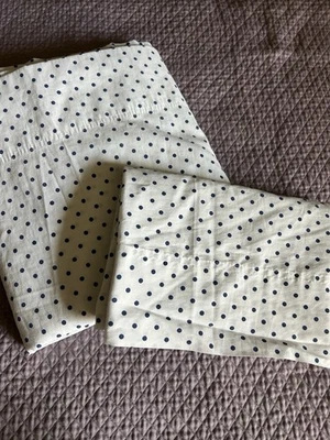Tommy Hilfiger White Chambray Blue Polka Dots Flat Sheet & Pillowcase Twin Bed - Image 1 of 4