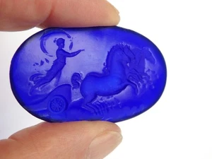 AURORA GODDESS of DAWN cobalt blue Venetian glass Intaglio*oval*48mmx27mm - Picture 1 of 9