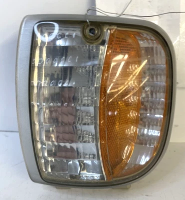 1994-97 Mazda B-2300 LH Driver side Corner/Park Light OEM 116-58497L - Image 1 of 4