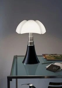Martinelli Luce Pipistrello Medio Ø 40 Lampada da tavolo design Gae Aulenti 1965 - Foto 1 di 7