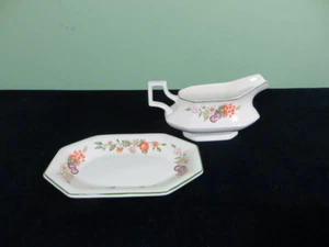 Johnson Brothers Fresh Fruit Gravy Sauce Boat w Under Plate Octagon England - Picture 1 of 5