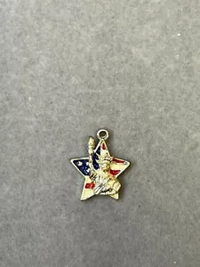 Vintage Statue of Liberty American Flag Star Enamel Gold Tone Charm Pendant 3778 - Picture 1 of 2