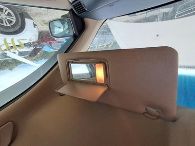 Honda Odyssey 2007 pasajero derecho parasol iluminado usado furgoneta de 4 puertas Foto 1 de 4