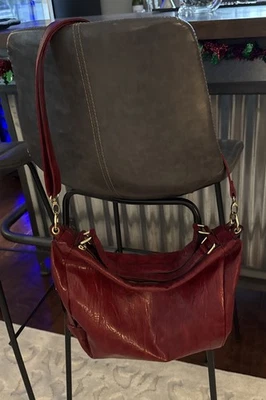 Bolso Bandolera Mediano BCBGeneration Rojo Granate Bolsillos Interior De Colección BoHo chic Foto 1 de 4