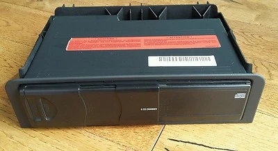 Range Rover Vogue L322 6 Disc CD Changer XQE000100 Repair Service  - Image 1 of 4