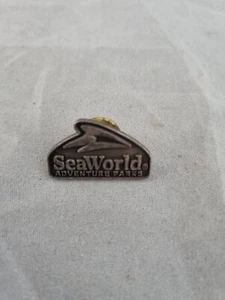 Insignia alfiler de parques de aventura de Seaworld - Imagen 1 de 2
