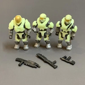 LOT 3 MEGA BLOKS HALO WARS LAST MAN STANDING ZOMBIE PACK SET 97199 FIGURES TOYS - Picture 1 of 4