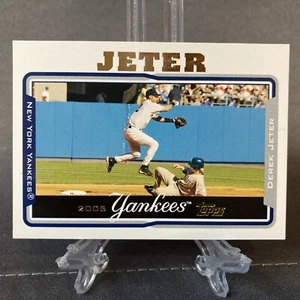 Derek Jeter 2005 Topps - #600 - Picture 1 of 2