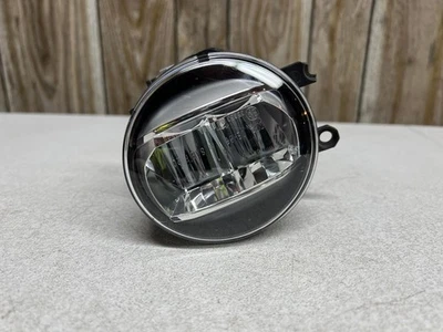 Conjunto de luz antiniebla derecha Lexus ES350 2013-2017 OEM 35353-04 Foto 1 de 4