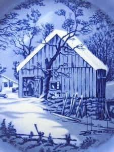 Currier & Ives Teller Old Homestead In Winter Blue Pottery 70er/80er Japan ANMERKUNG - Bild 1 von 5