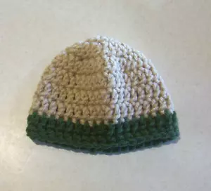 Häkelbraun mit Jäger grüne Zierleiste 18" Puppe - Bild 1 von 1