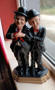 Laurel And Hardy Cast Iron Doorstop 11" x 7" - Picture 1 of 4