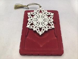 Lenox 2010 Snow Fantasy Snowflake Ornament 4 Inch - Picture 1 of 10