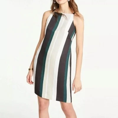 Vestido recto Ann Taylor cuello cuadrado a rayas mezcla de lino Foto 1 de 4