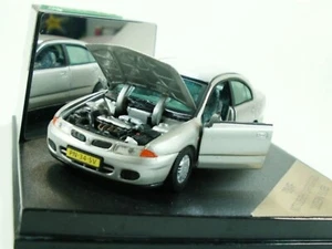 WOW EXTREMADAMENTE RARO Mitsubishi Carisma 1998 1.8L plata 1:43 velocidad chispa-DISM - Imagen 1 de 3