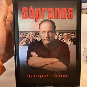 Sopranos Season 1 VHS Box Set HBO Year 2000 The Complete First ( 5VHS Cassettes) - Picture 1 of 6