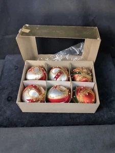 6 adornos navideños vintage ornamentados hechos en Japón globo hilo ornamentado - Imagen 1 de 12