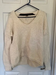 Free People Cream Knit V-Neck Long Sleeve Alpaca Blend Sweater Size Large - Picture 1 of 8