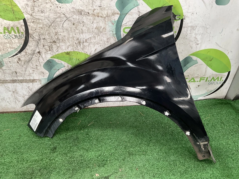 PARAFANGO ANTERIORE SINISTRO PER VOLKSWAGEN T-Roc Serie (17>) - Immagine 1 di 4