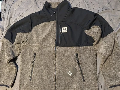 CHAQUETA SHERPA UNDER ARMOUR COLDGEAR DESERT ARENA BRONCEADA Y NEGRA TALLA M HOMBRE $140.00 Foto 1 de 4