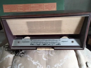 Radio Anni '60 Telefunken Mignon 1 mod R526.Ship abroad with personalized quote  - Foto 1 di 8
