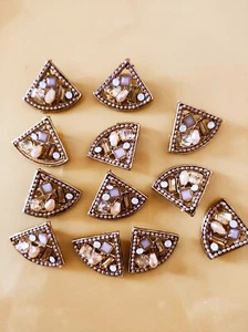 3 beige gold shank sew on buttons - Picture 1 of 6