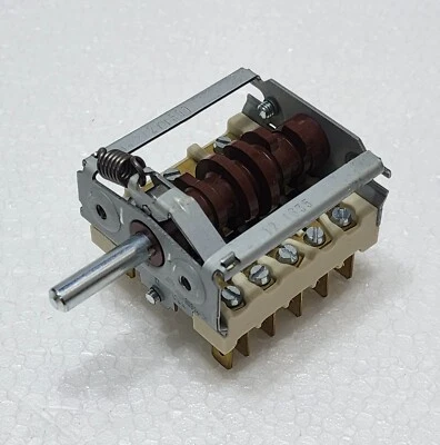 SWITCH 42-2016 / 422016, LANG / STAR MFG. 2E-30304-09, SOUTHBEND 1192770 - Image 1 of 4